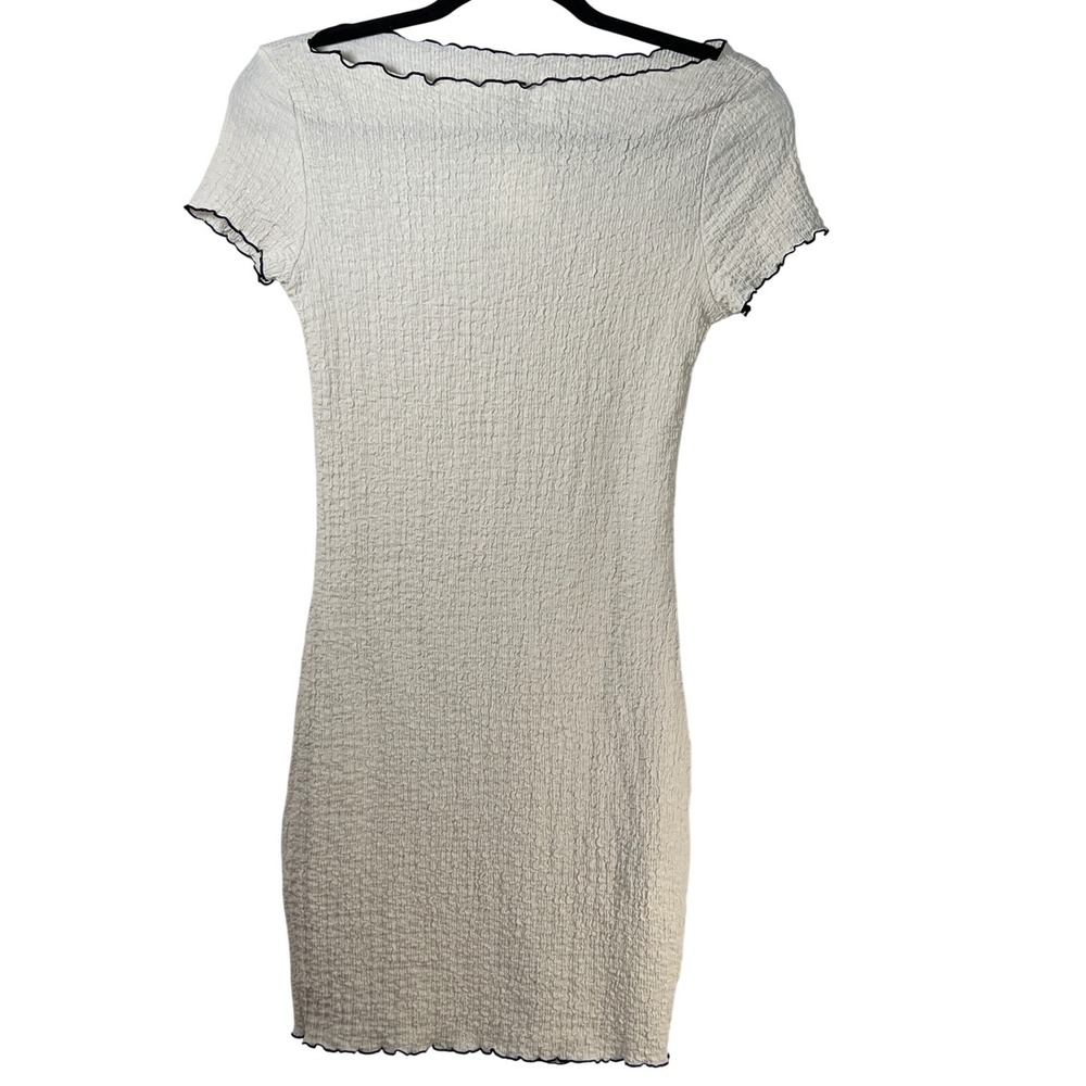 NWT H&M Fitted Stretchy Cream Mini Short Sleeve Dress Cottage‎ Small Chic Party